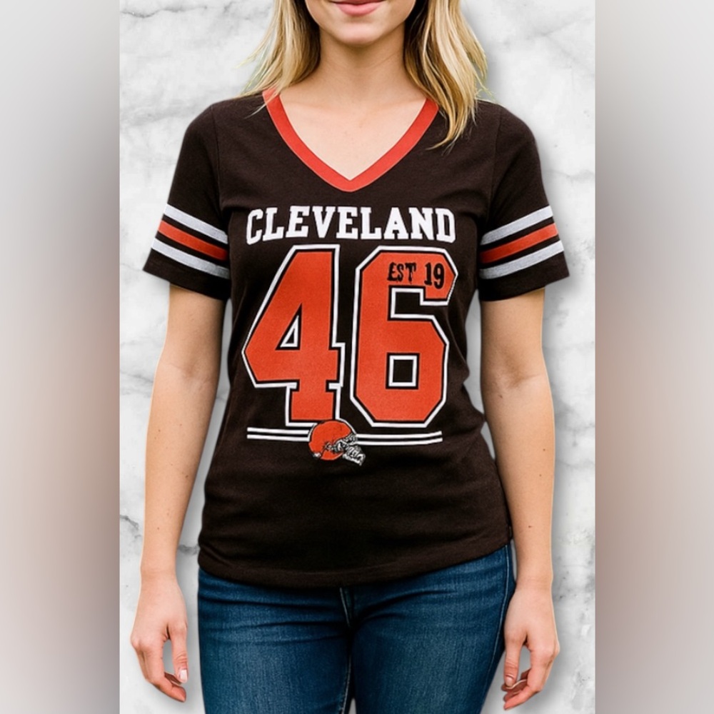 NFL Team Apparel Women’s Cleveland Browns VNeck Short Sleeve Jersey Size S